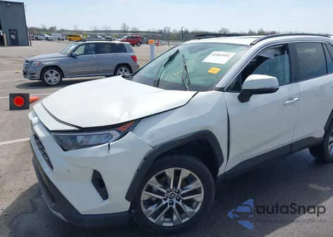2020 Toyota Rav4 Limited z USA, uszkodzony, nr VIN 2T3Y1RFV3LW068252
